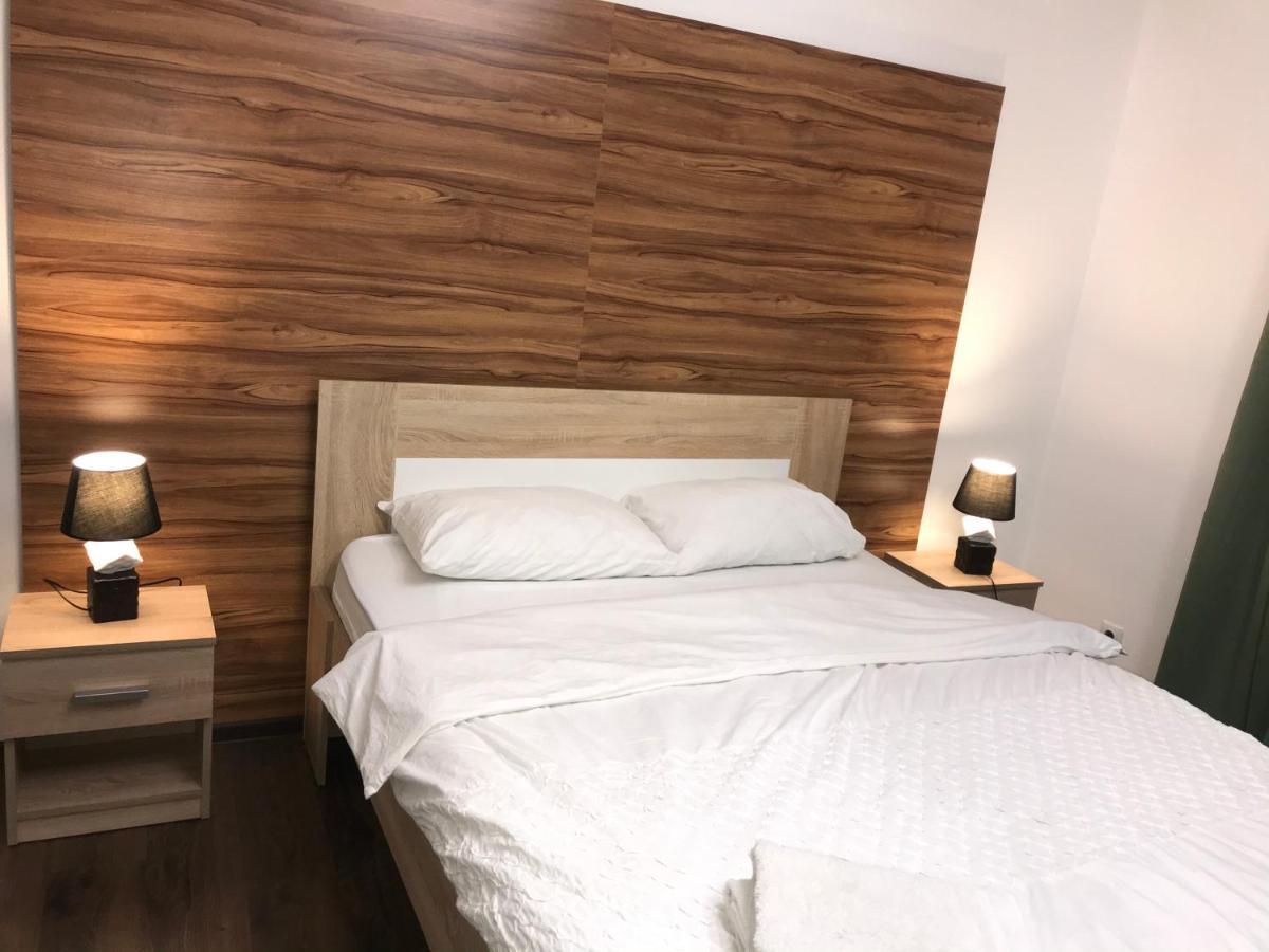 Naberezhna 10, Central Lutsk Apartment Ngoại thất bức ảnh